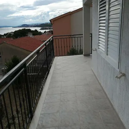 Apartman Freja * Podstrana