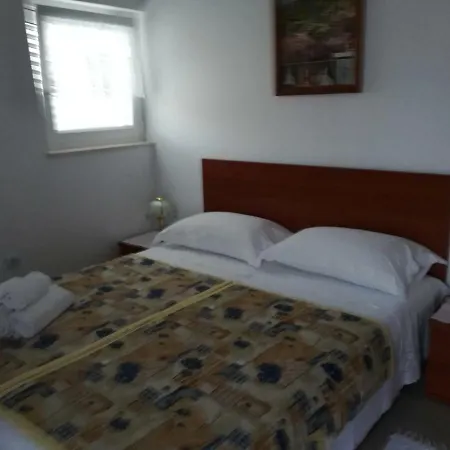 Apartman Freja *